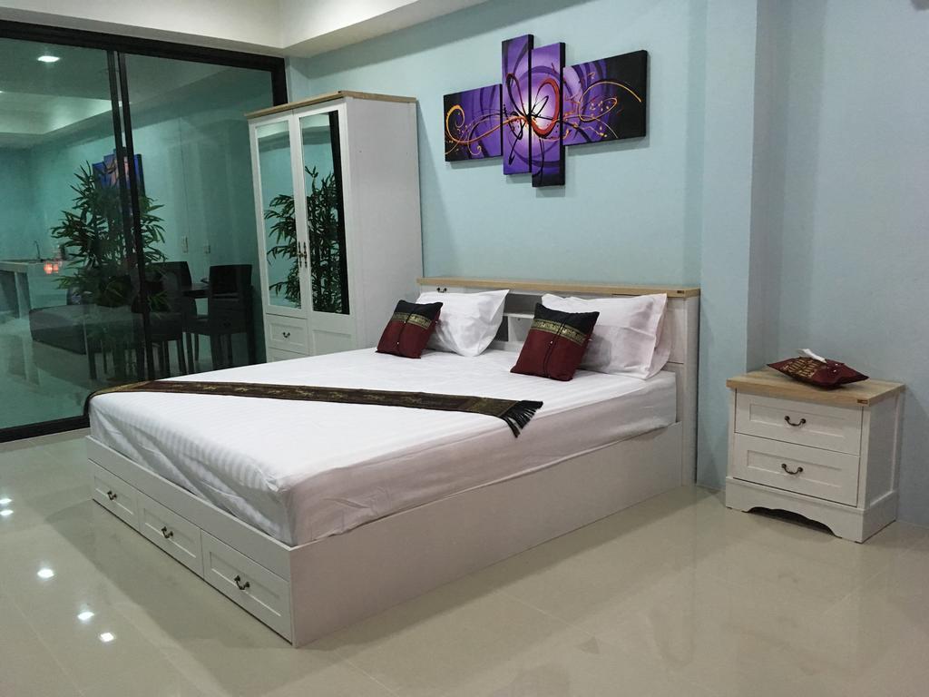 Breezy House Lägenhet Jomtien Beach Exteriör bild