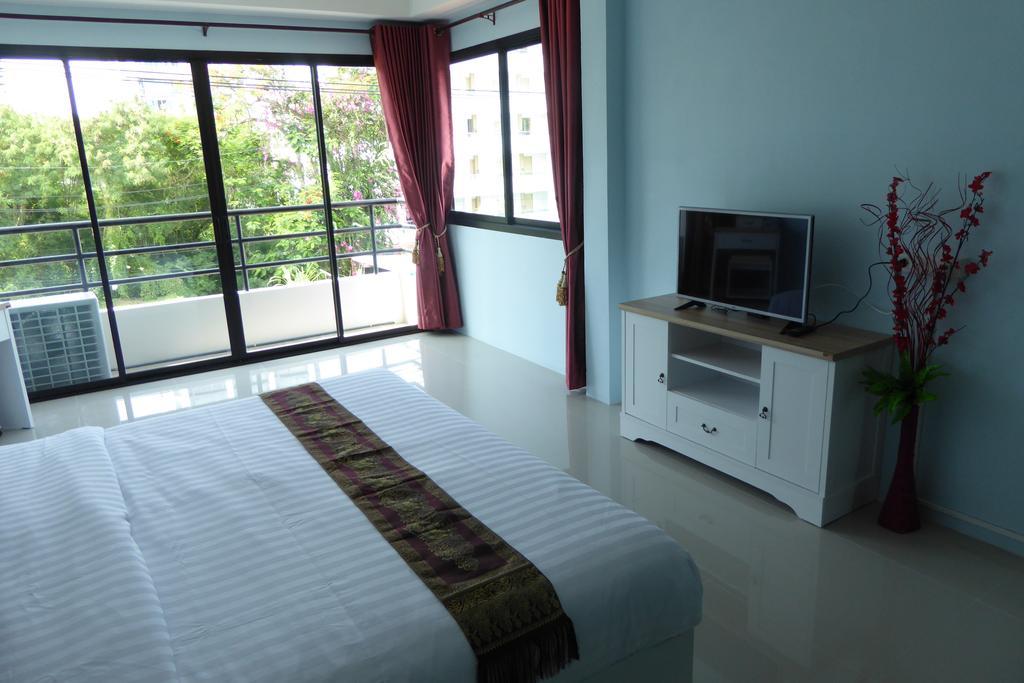 Breezy House Lägenhet Jomtien Beach Exteriör bild