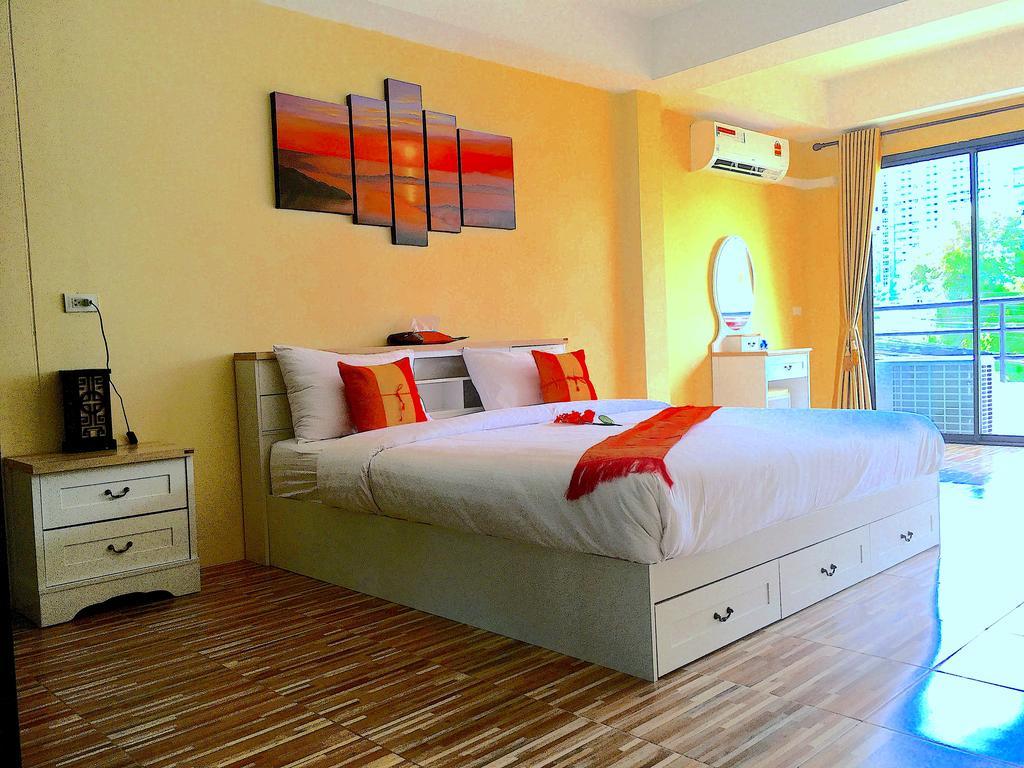 Breezy House Lägenhet Jomtien Beach Exteriör bild