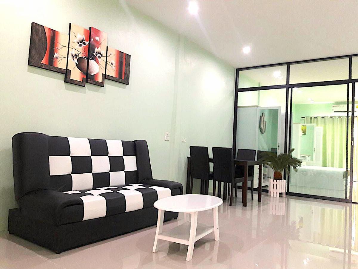 Breezy House Lägenhet Jomtien Beach Exteriör bild