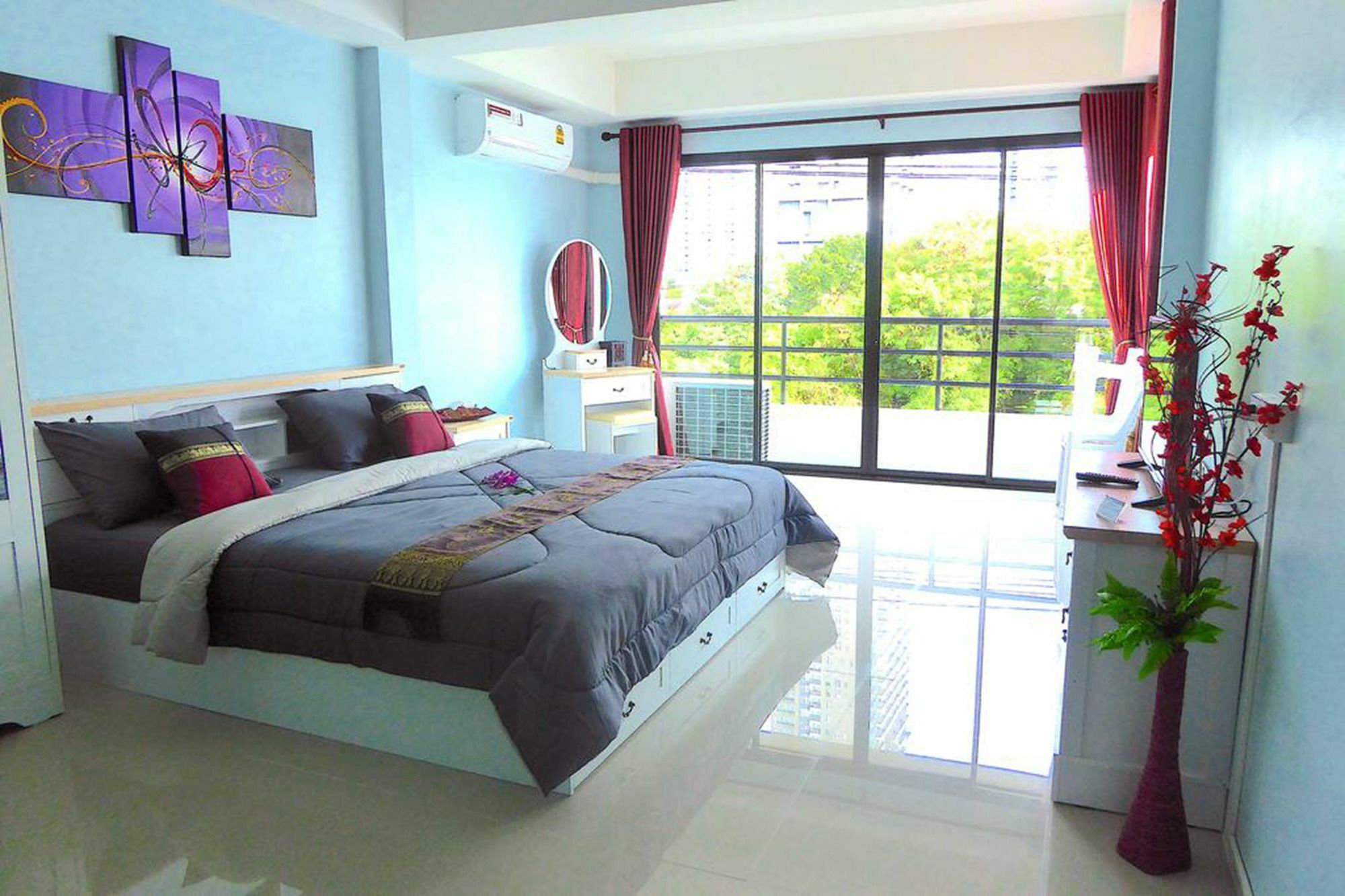 Breezy House Lägenhet Jomtien Beach Exteriör bild